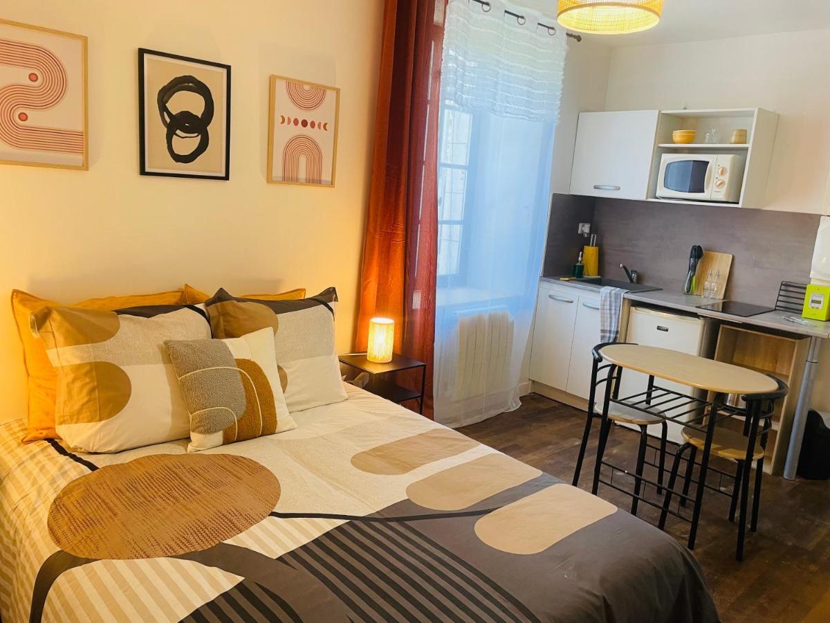Apartmán Le Romelia - Wifi Fibre - Calme - Parking Angoulême Exteriér fotografie