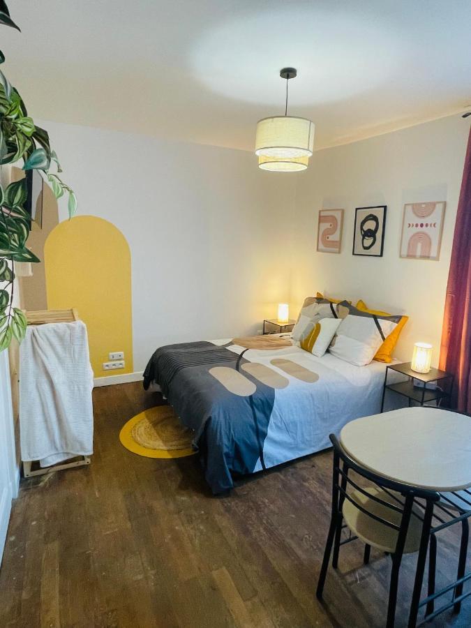 Apartmán Le Romelia - Wifi Fibre - Calme - Parking Angoulême Exteriér fotografie